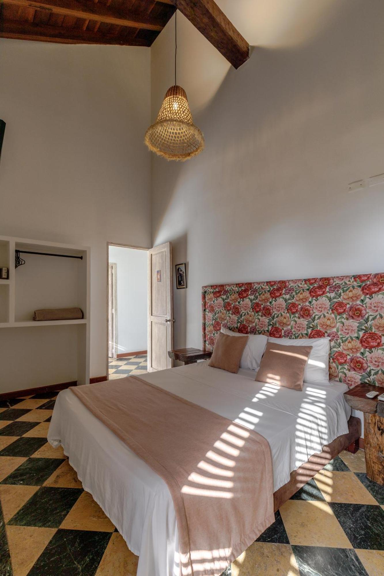 Bolola Hotel Картахена Экстерьер фото