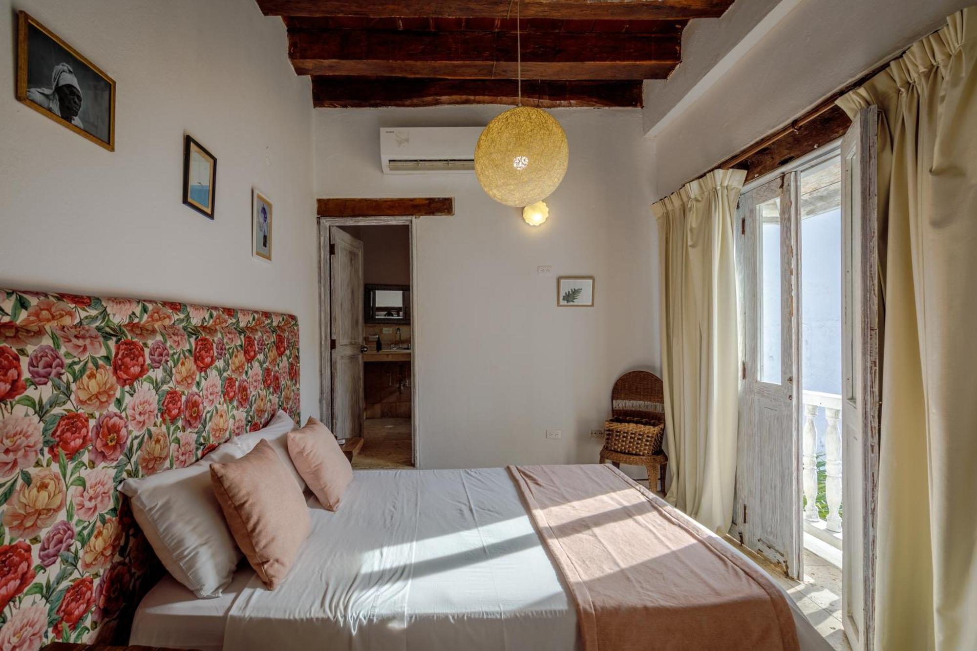 Bolola Hotel Картахена Экстерьер фото