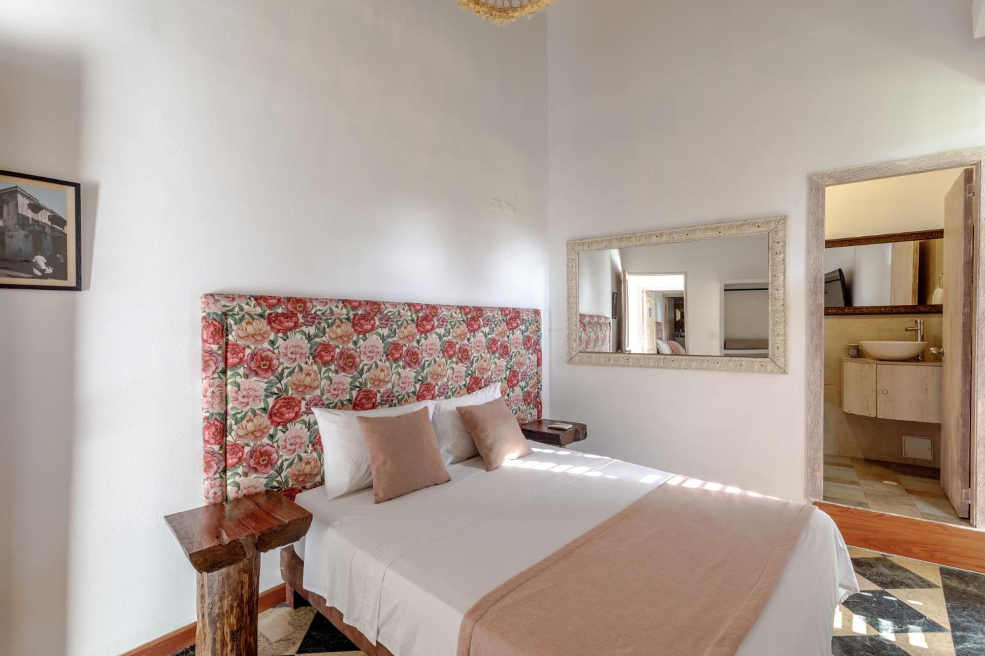 Bolola Hotel Картахена Экстерьер фото