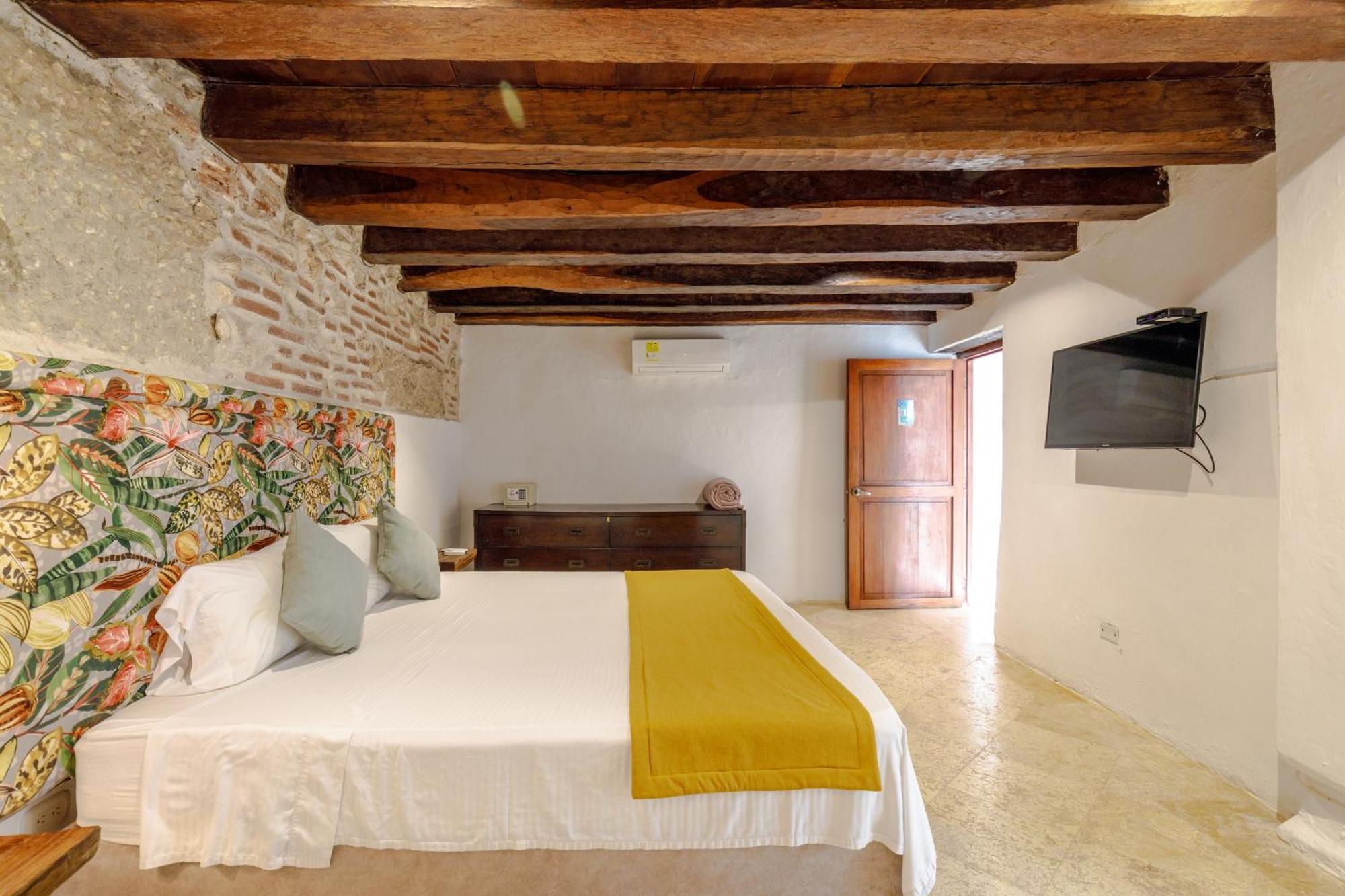 Bolola Hotel Картахена Экстерьер фото